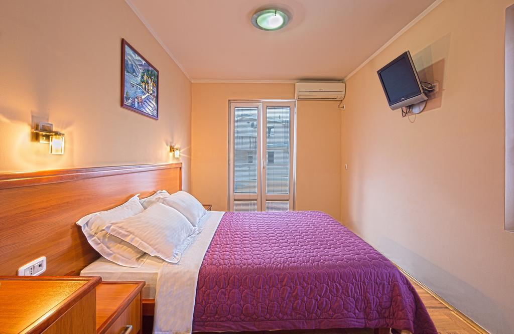 Guest House Harmonia Budva Exterior foto